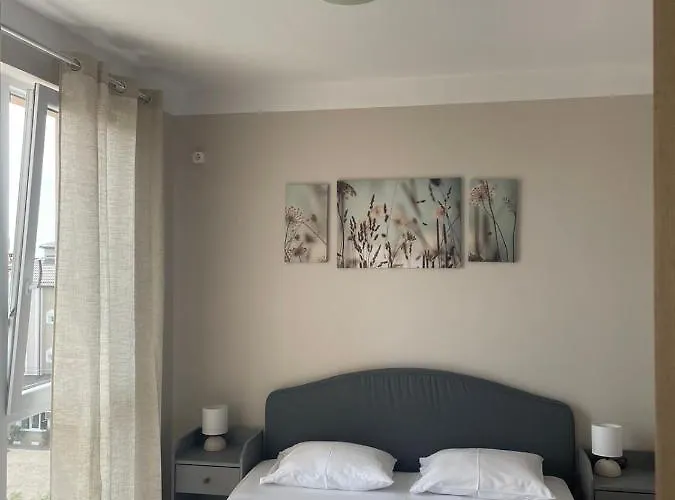 Marea Garden Апартамент Равда